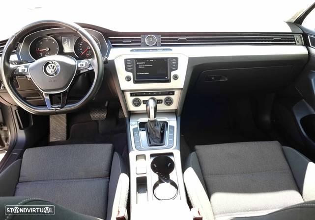VW Passat 2.0 TDI Confortline DSG - 21