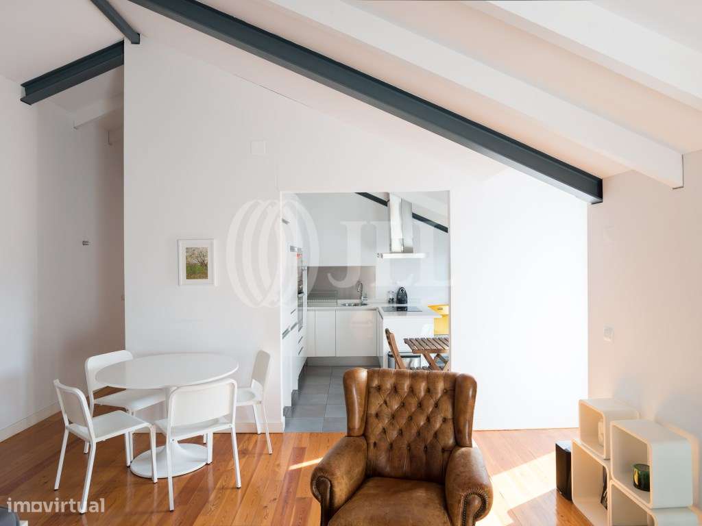 Apartamento T2 com varanda, no Chiado, em Lisboa - Grande imagem: 4/17