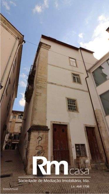 Magnifico prédio devoluto na Rua da Sofia, Largo do Terreiro da Erva-4