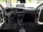 Volvo V40 2.0 D2 Kinetic Eco - 23