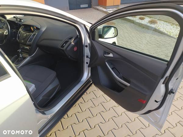 Ford Focus 1.6 TDCi Edition Start - 16