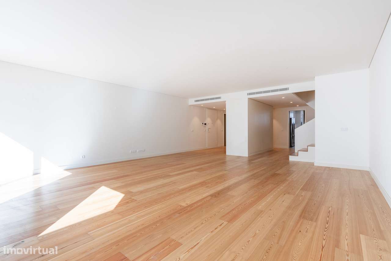 Duplex T4 – Empreendimento Conde de Lima, Lisboa-6
