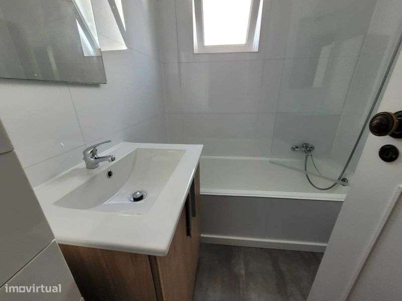 T2 arrendamento São João do Estoril - Grande imagem: 5/9