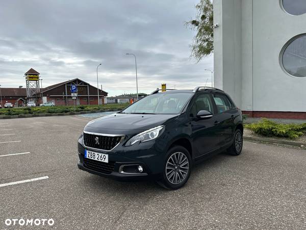 Peugeot 2008 1.2 Pure Tech Style EU6 - 17