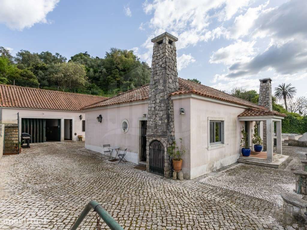 Moradia com vista panorâmica sobre Lisboa-33