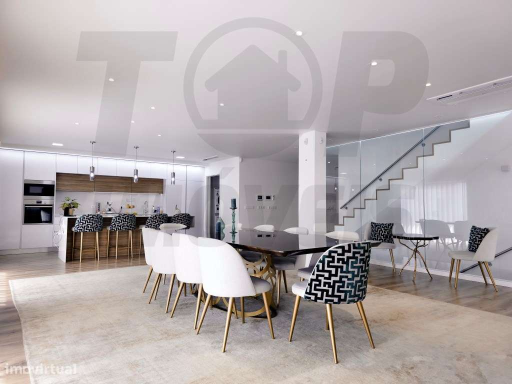 Moradia de Luxo V6 com Piscina, Terraço e Acabamentos de Alta Quali...-36