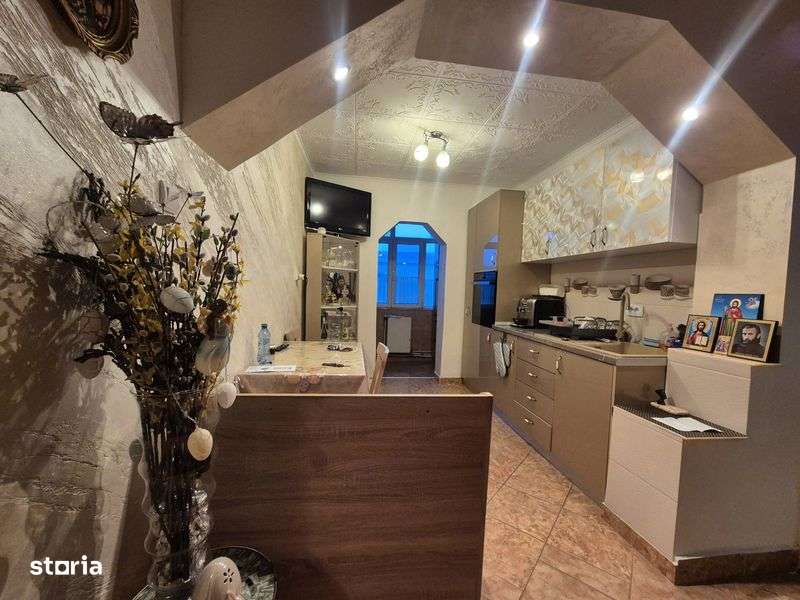 MERITA VĂZUT! Apartament 3 camere, gata de mutare –Târgu Jiu-1