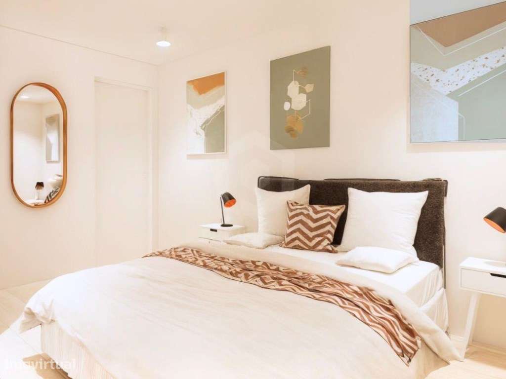 Apartamento T2 + 1 Duplex - 2º Andar em Paivas - Amora-7