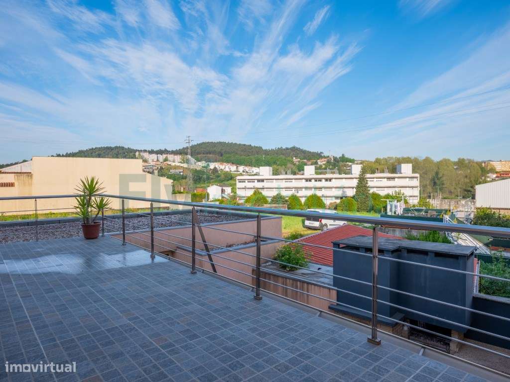 Moradia T3 em Fermentões com Piscina e Zona de Churrasqueira-39