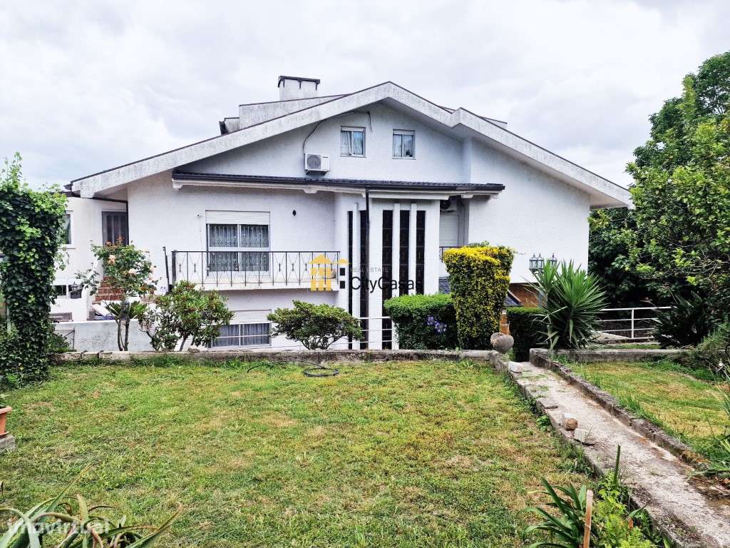 Propriedade com 4 Casas | São Mamede de Infesta - Grande imagem: 1/60