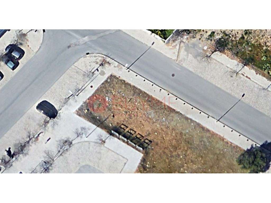 Lote para Construção de 8 Frações com Cave - Loulé - Grande imagem: 2/5