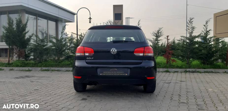 Volkswagen Golf - 13