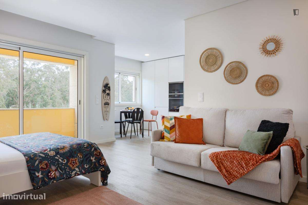 Estúdio - localizado em Porto - Grande imagem: 5/10