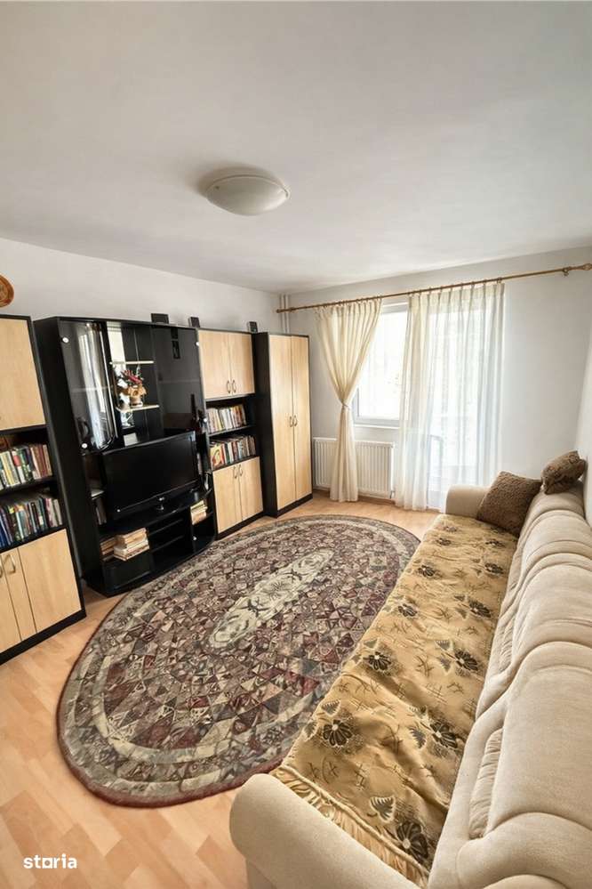 Apartament 3 camere, decomandat, etaj 1/4, mobilat, utilat, zona Astra-0