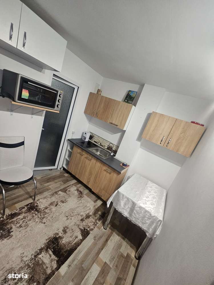 Garsoniera Razboieni, p/4 - Imagine principală: 5/8