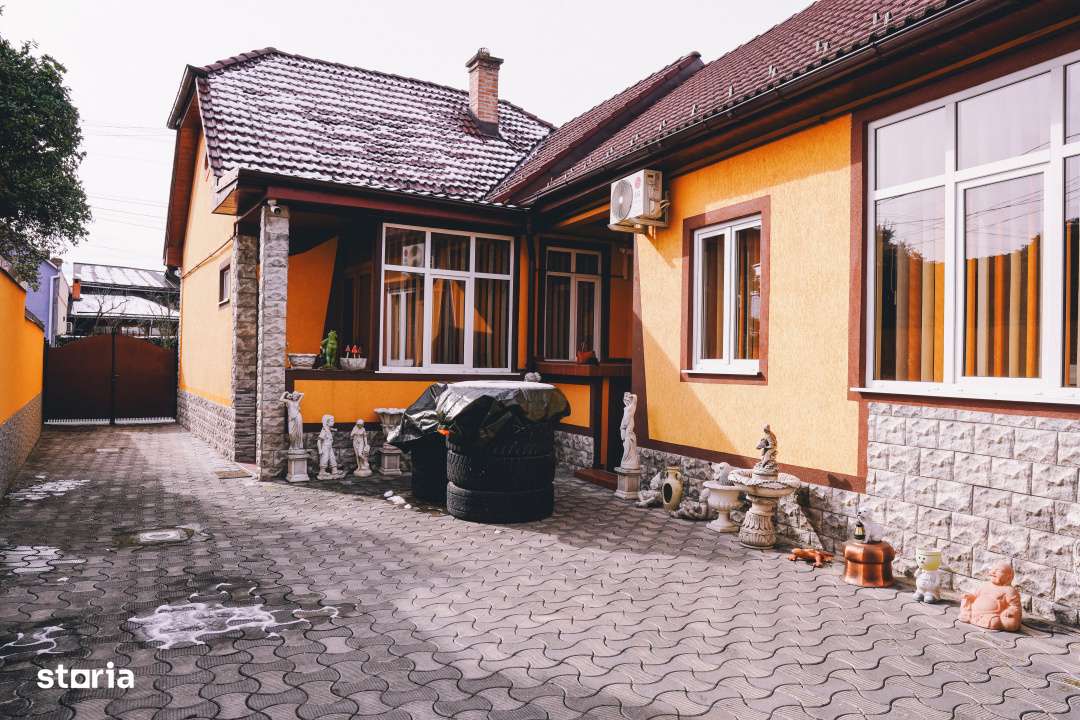 Casa renovata integral 4 camere + garaj | Piata Cluj, Str. Paris, Sibi-1