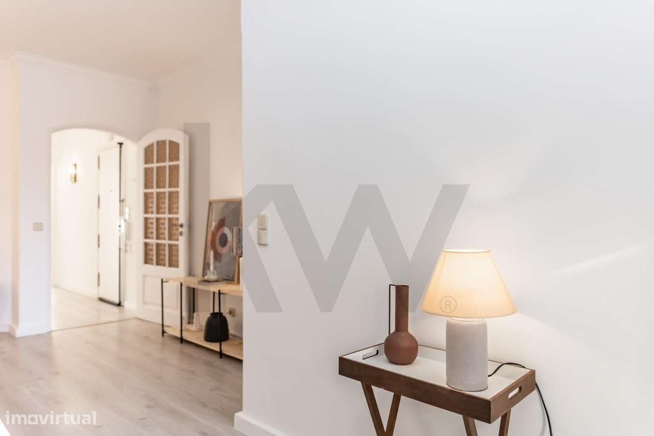 Apartamento T2 na Rua da Liberdade em Almada-10