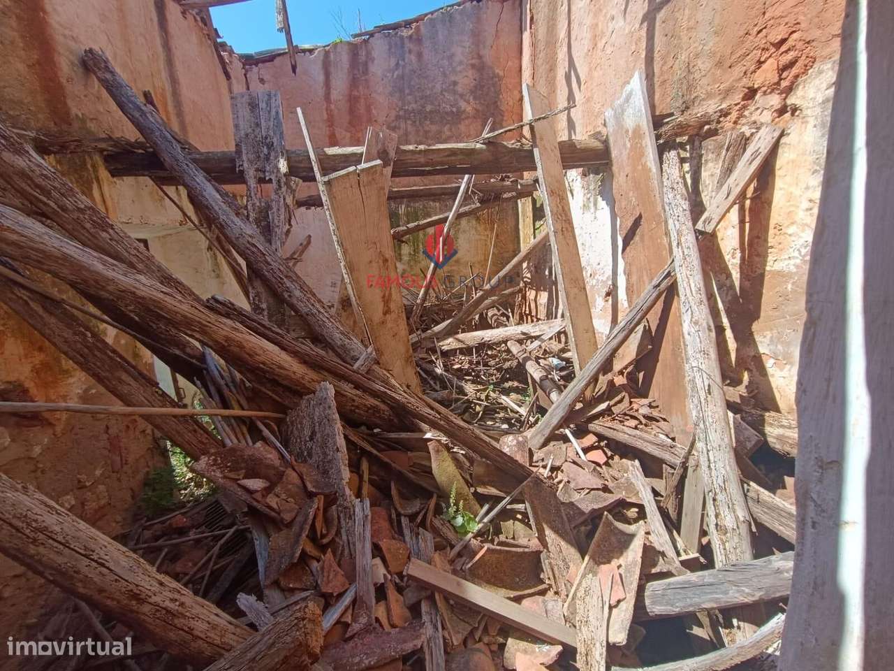 Quinta com 9 Hectares , junto ao rio Arade excelente investimento-19