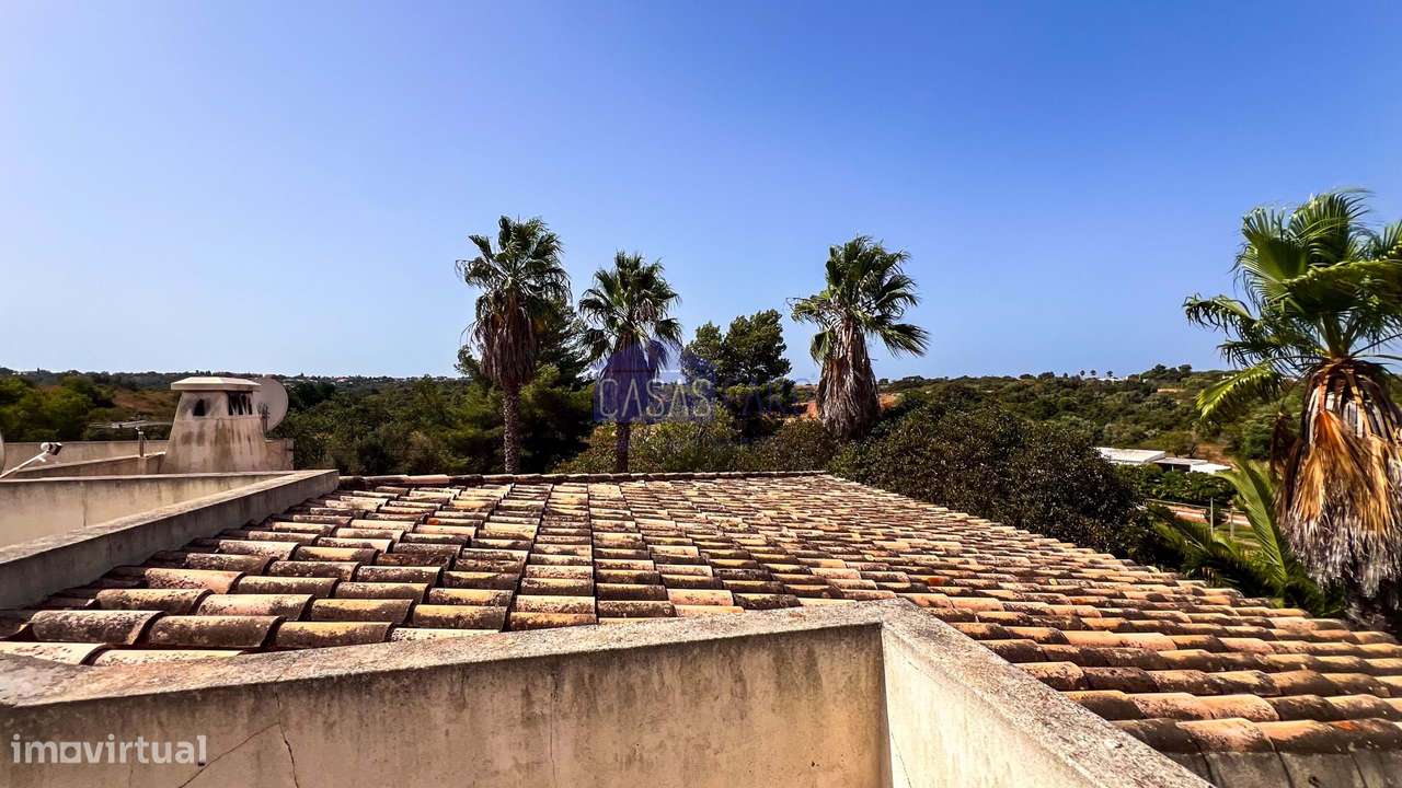 Moradia Isolada T3 com Piscina e vista para o Golf - Lagoa, Algarve-11