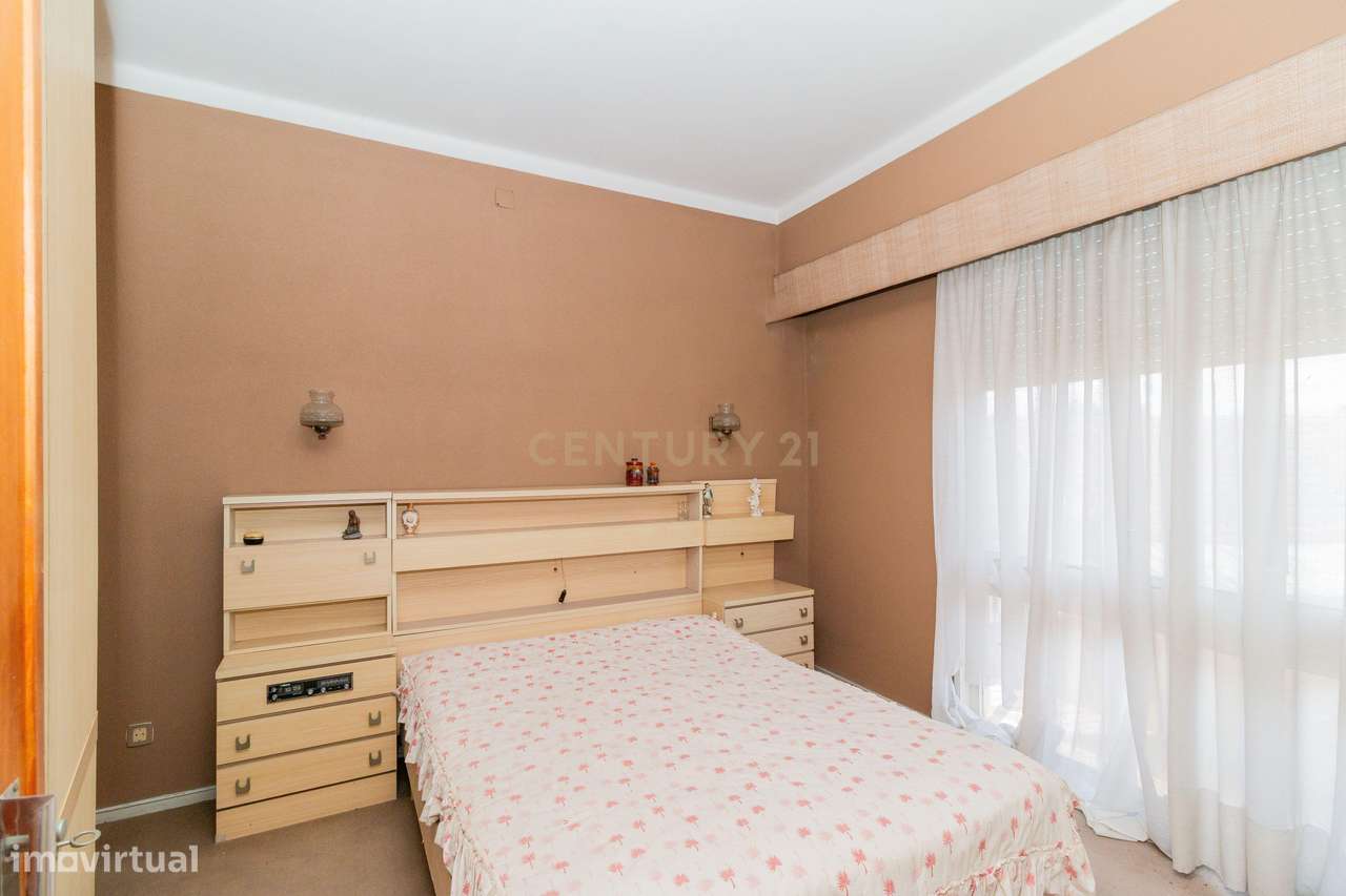 Moradia T5 na Marinha Grande - Grande imagem: 5/30