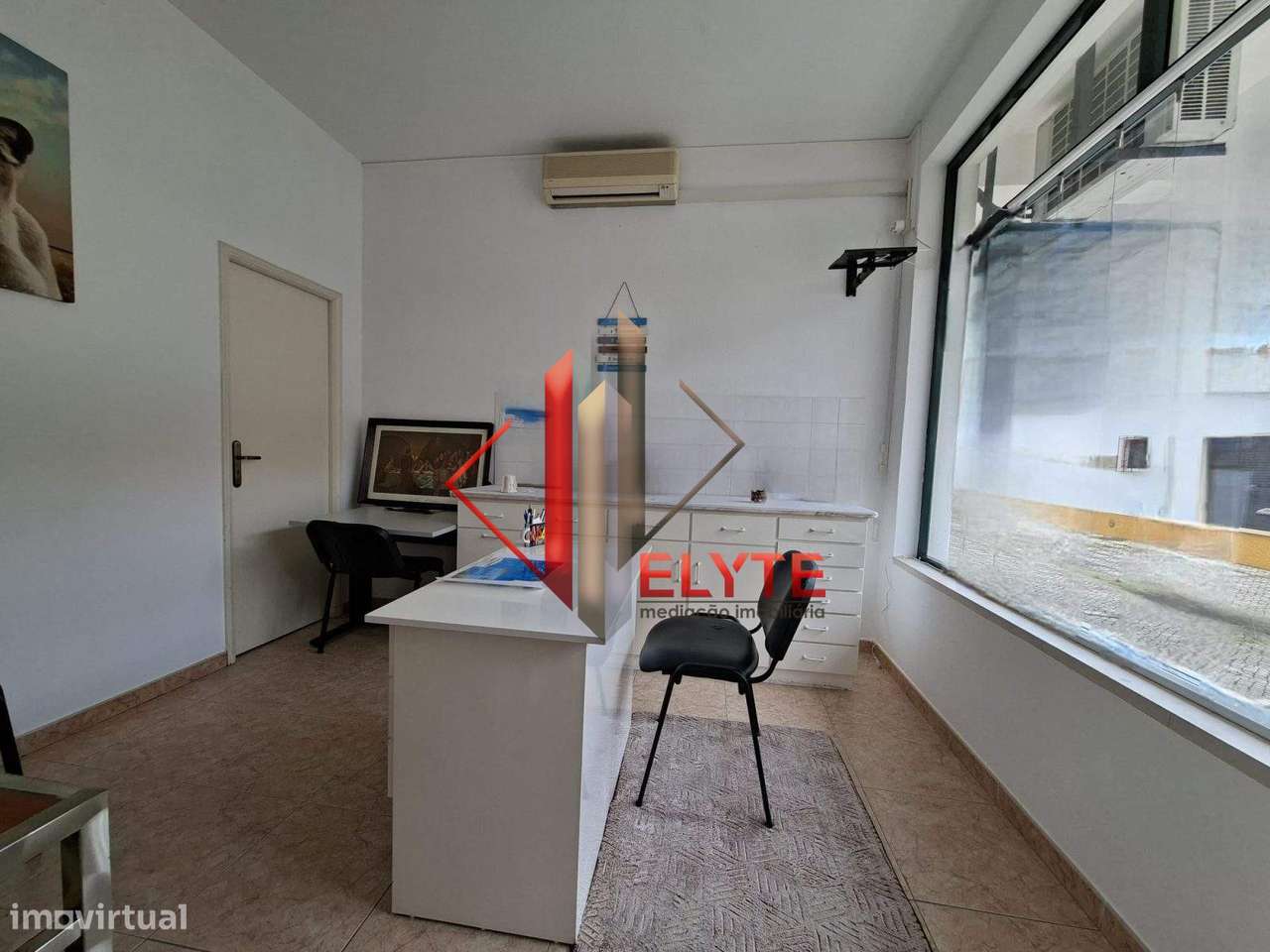 Loja no centro de Salvaterra de Magos - Grande imagem: 2/14