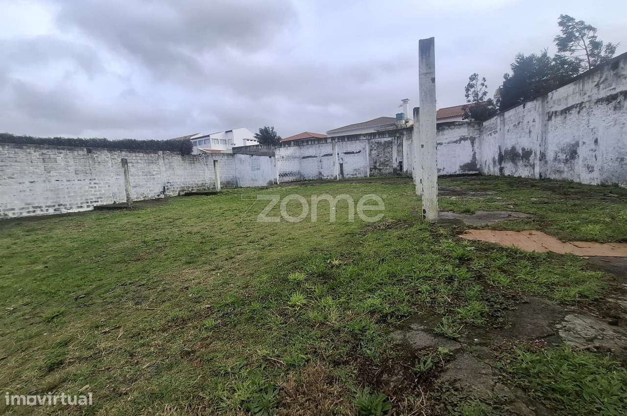 Terreno com Projeto Aprovado para Moradia Térrea – Rabo de Peixe - Grande imagem: 5/16