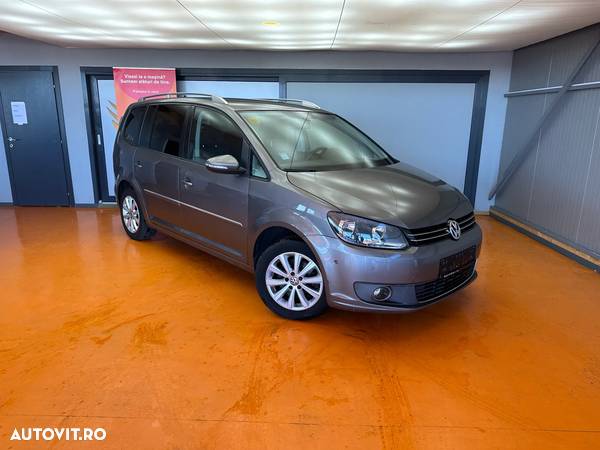 Volkswagen Touran 2.0 TDI DPF BlueMotion Technology DSG Highline - 3