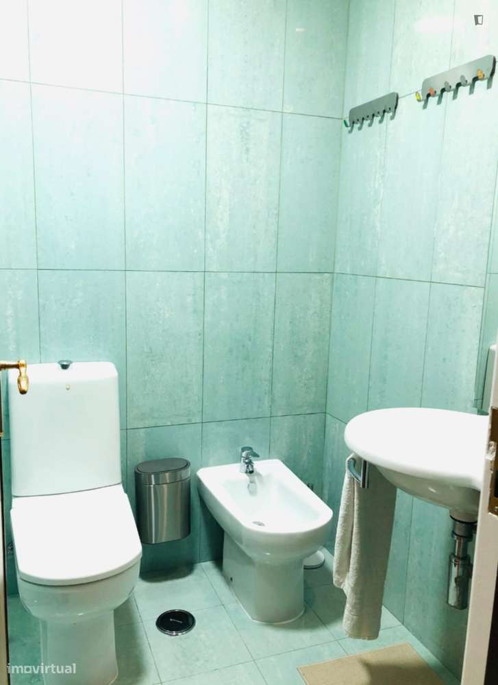 Quarto - localizado em Sete Rios Lisbon - Grande imagem: 5/9