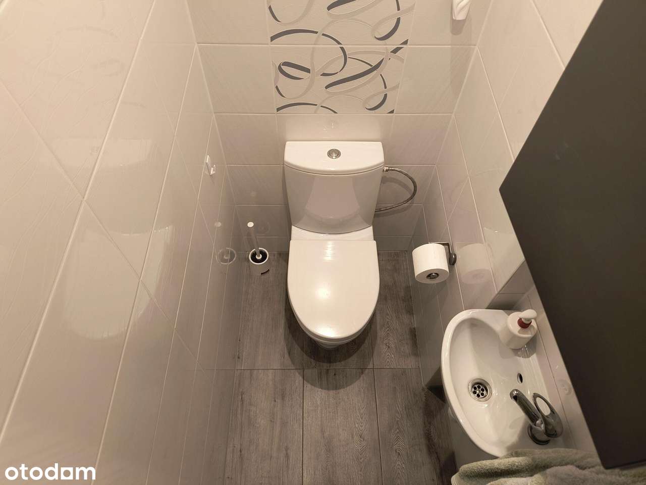 Funkcjonalne, duże mieszkanie z balkonem-8