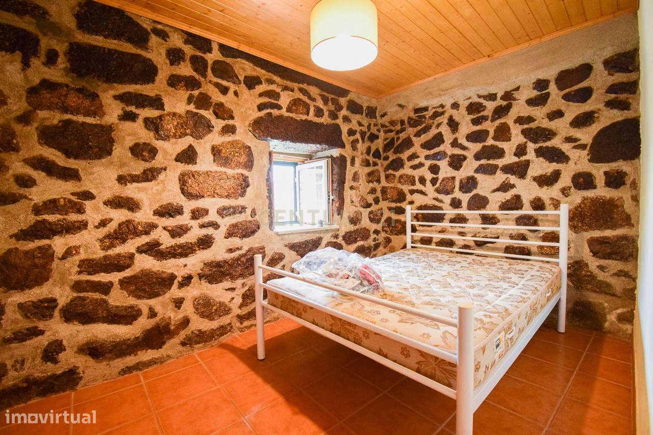 Quinta com construção em Pedra 20.000 m2 de terreno e Licença de Aloja-22