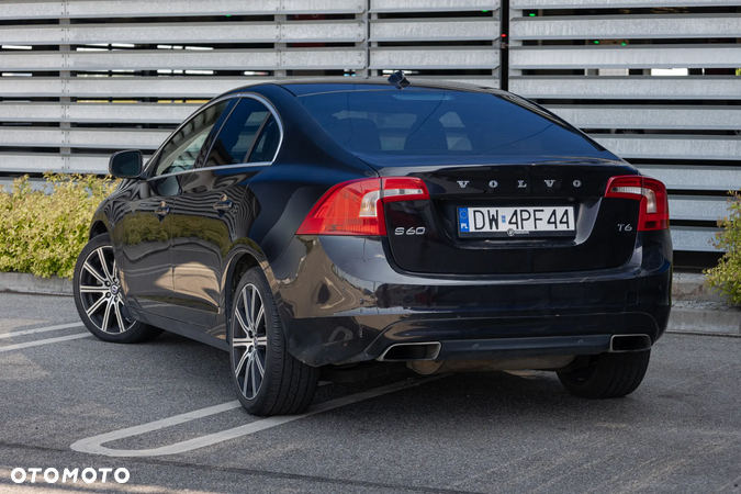 Volvo S60 T6 Drive-E Momentum - 6