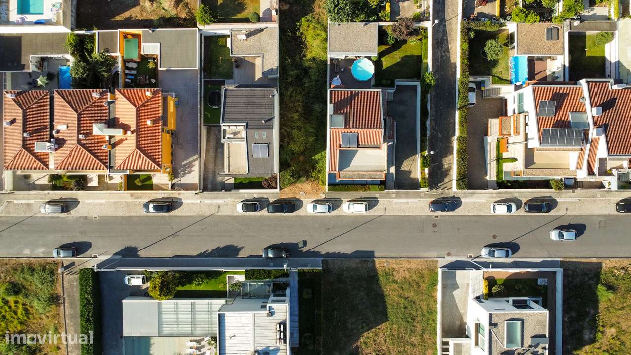 Lote de 208m² junto à Estrada Nacional 222 - Avintes - Grande imagem: 4/12