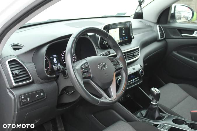 Hyundai Tucson 1.6 T-GDi Comfort 2WD - 22