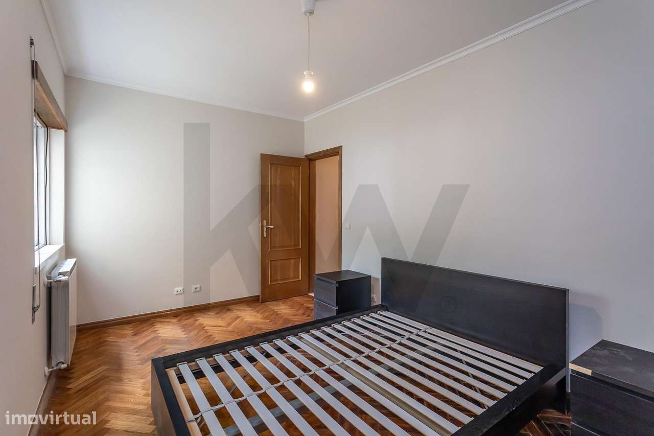 Apartamento T2 Espaçoso com Garagem e Arrecadação – Quinta das Amoreir-19