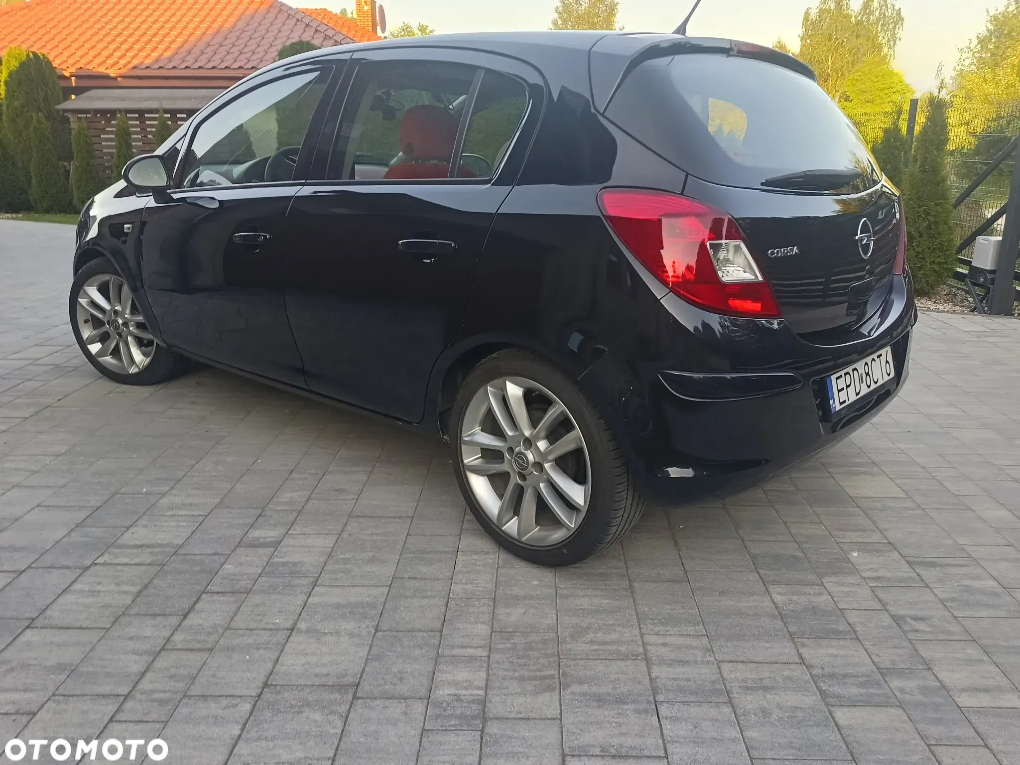 Opel Corsa 1.4 16V Cosmo - 2