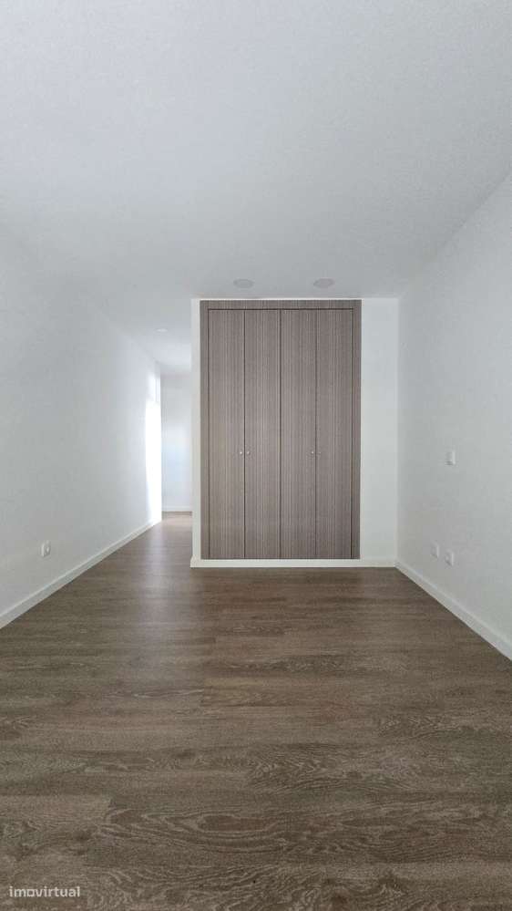 T3 semi-novo | Totalmente equipado | Exposição nascente/sul-4