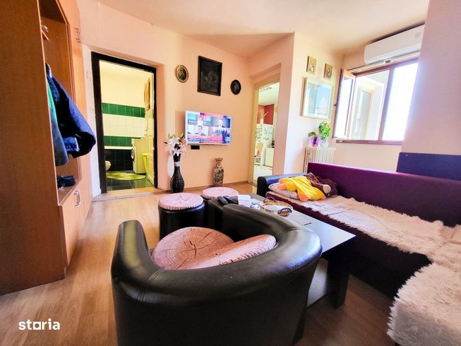 Casa 8 Camere, 3 Apartamente, Singur in curte-17