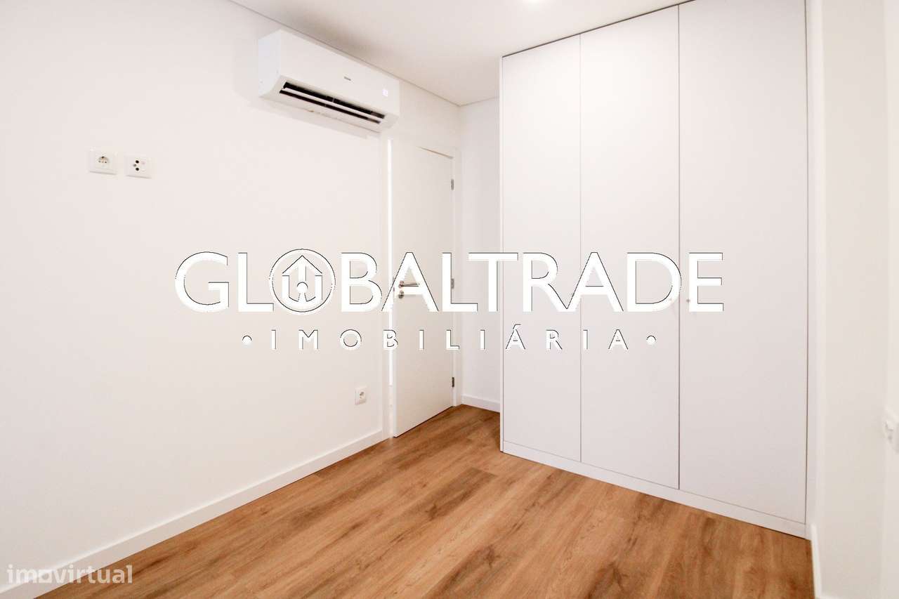 Apartamento T2 Renovado em Leça do Balio-33
