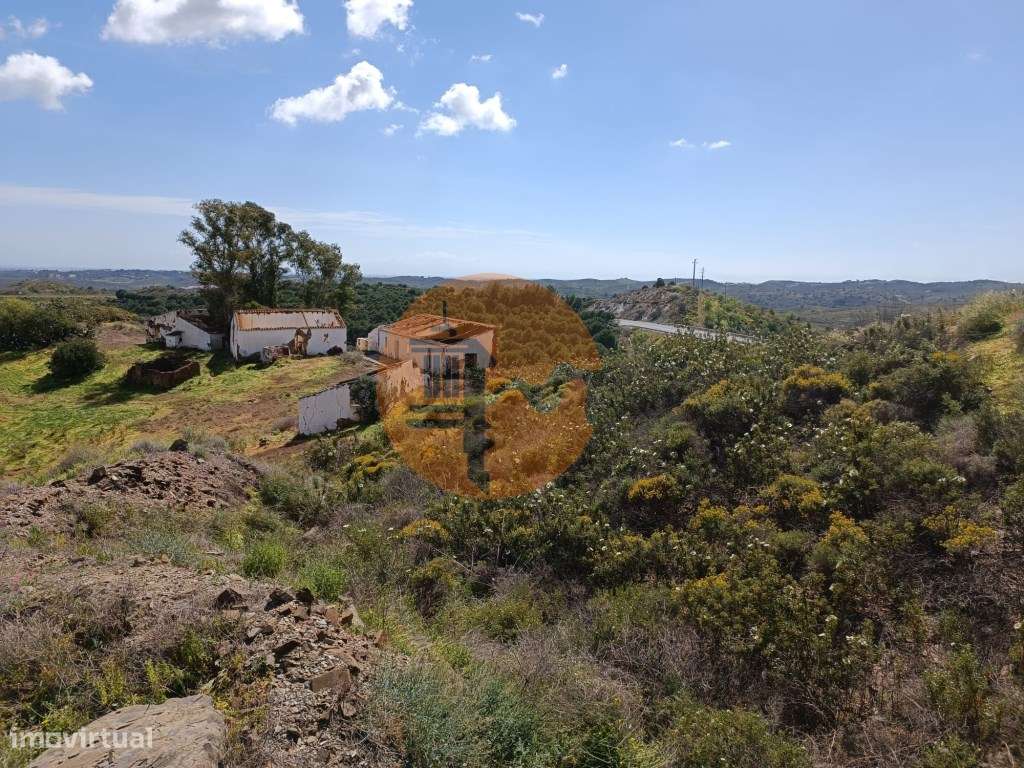 TERRENO COM RUINAS COM 14.040M2 - VISTA MAR E RIO - VALE FRIO - CAS... - Grande imagem: 5/55