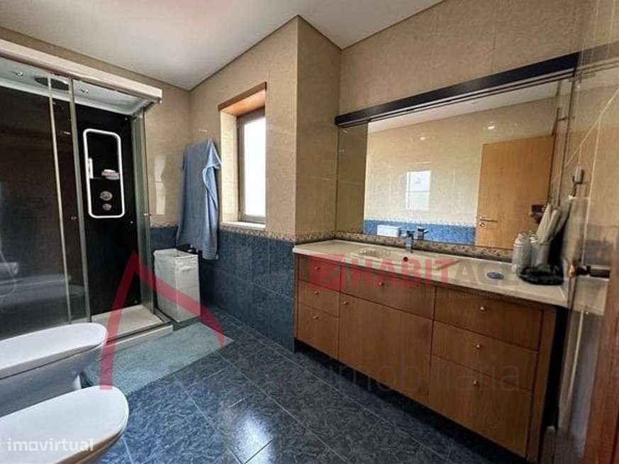 Moradia Individual T3 com piscina em Lomar-18