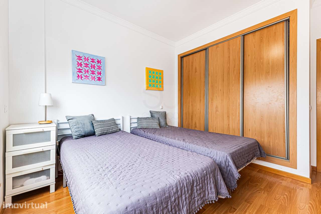 A. Pêra - Apartamento T2 C/2 WC + Piscina + Parque Infantil-13