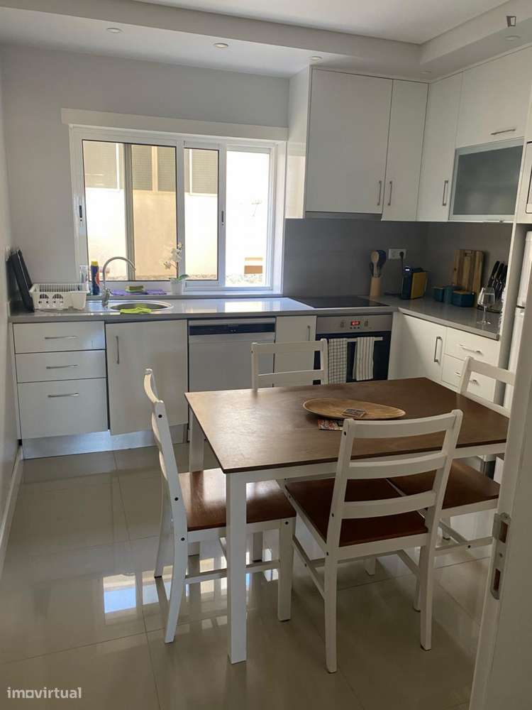 Apartamento com 2 quartos - localizado em Santa Apolónia Lisbon - Grande imagem: 2/5