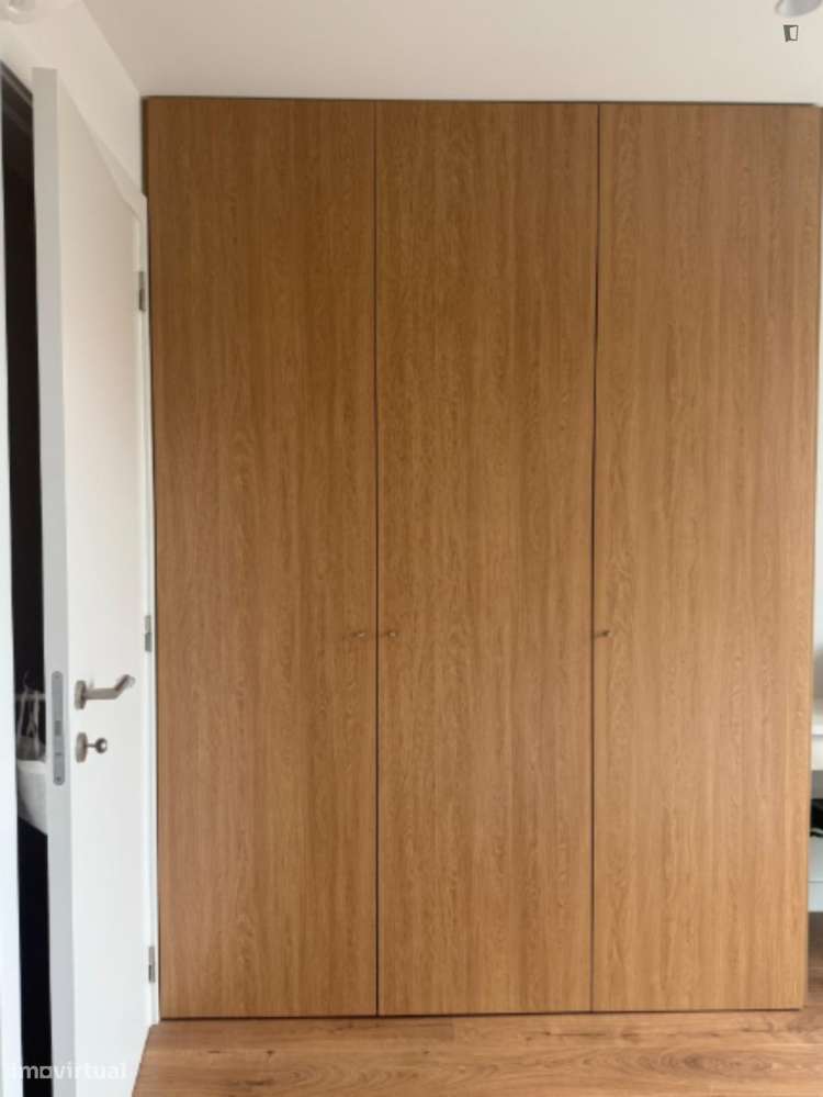 Quarto - localizado em Mafra - Grande imagem: 3/6