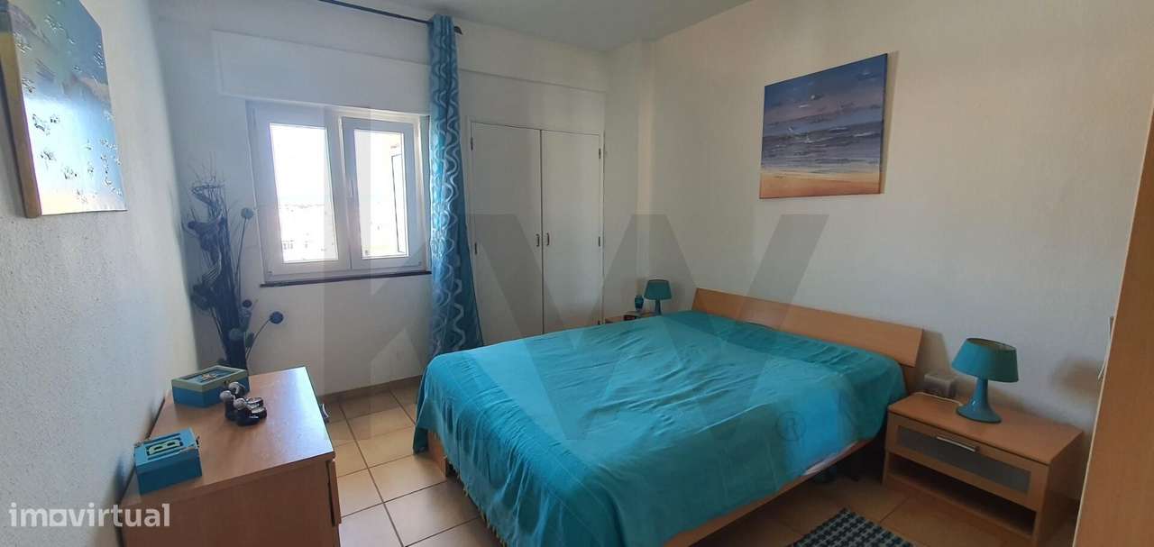 Viva a dois passos do mar - T1 na 2ª linha da Praia, com vista panorâm-7