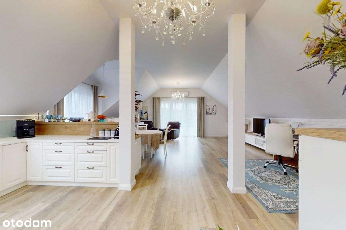 22.11 Dom z tarasem, widokiem na las w mieście - Pełny obrazek: 3/13