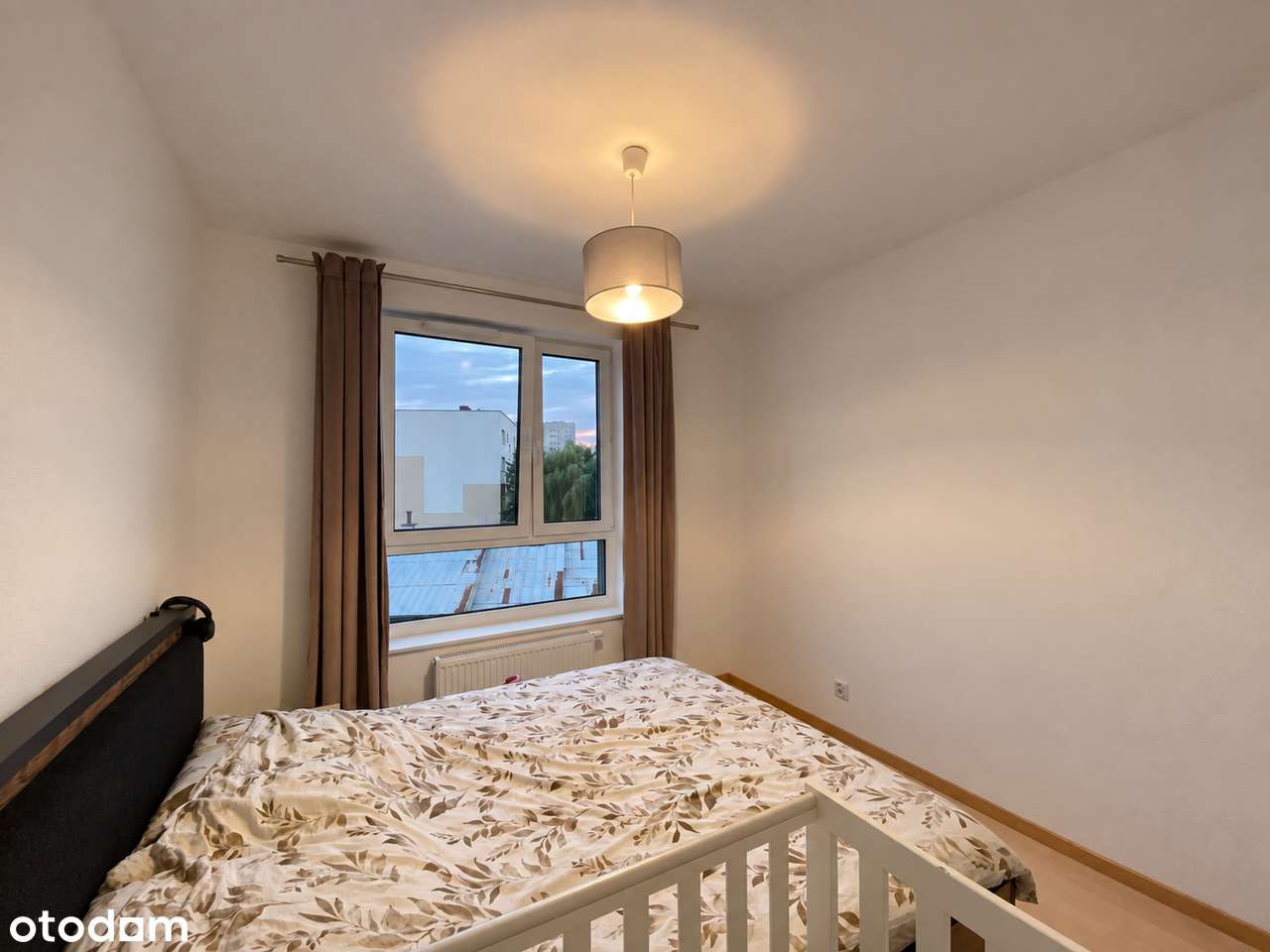 Nowoczesne mieszkanie 51 m² z balkonem i dwoma miejscami postojowymi-2