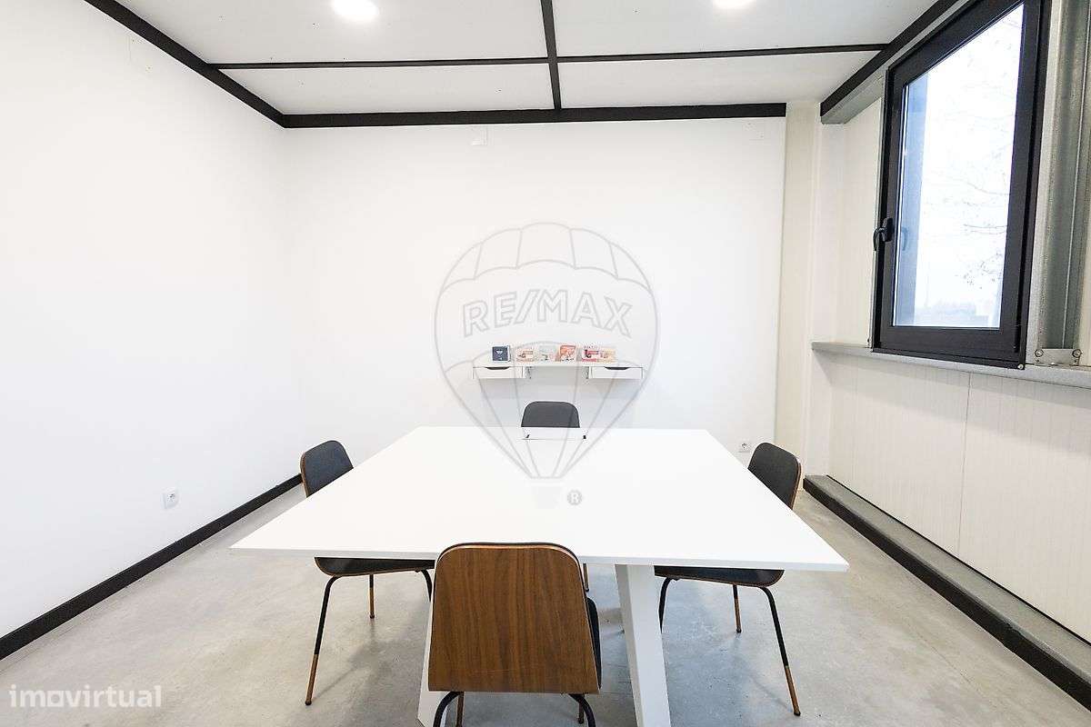 Armazém  para arrendamento - Grande imagem: 4/34