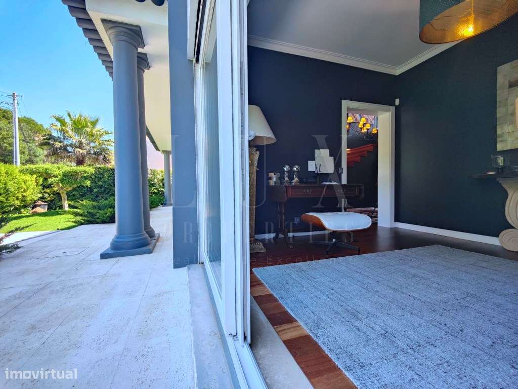 MORADIA DE LUXO NO CENTRO DO ESTORIL-21