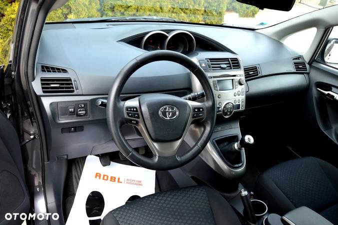 Toyota Verso 2.0 D-4D Life - 9