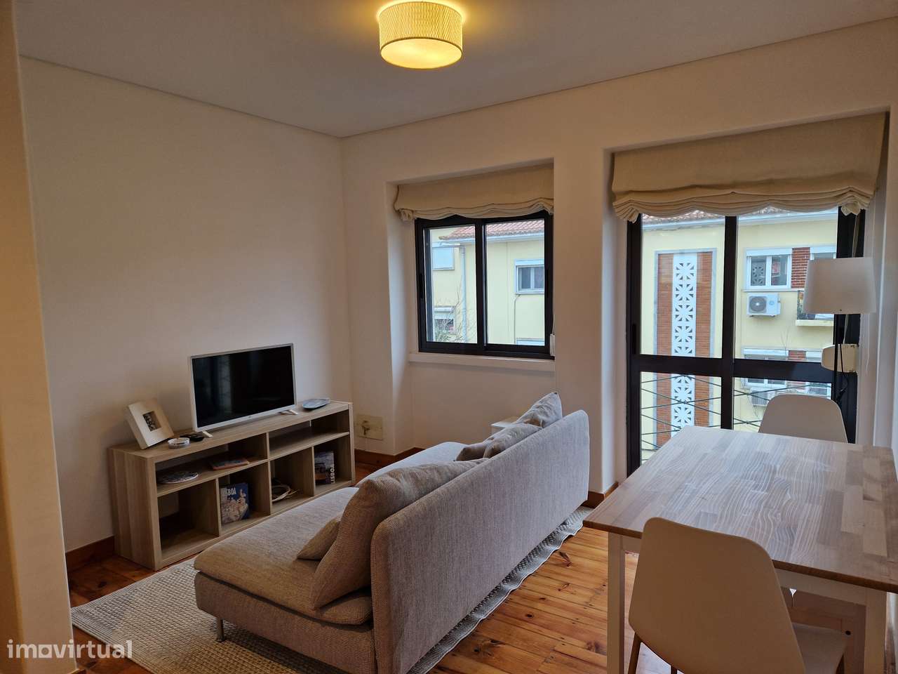 Bairro de Alvalade T2 + sótão - Grande imagem: 2/17